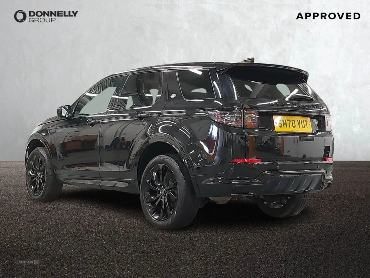 Land Rover Discovery Sport 2.0 D200 R-dynamic HSE - Image 2