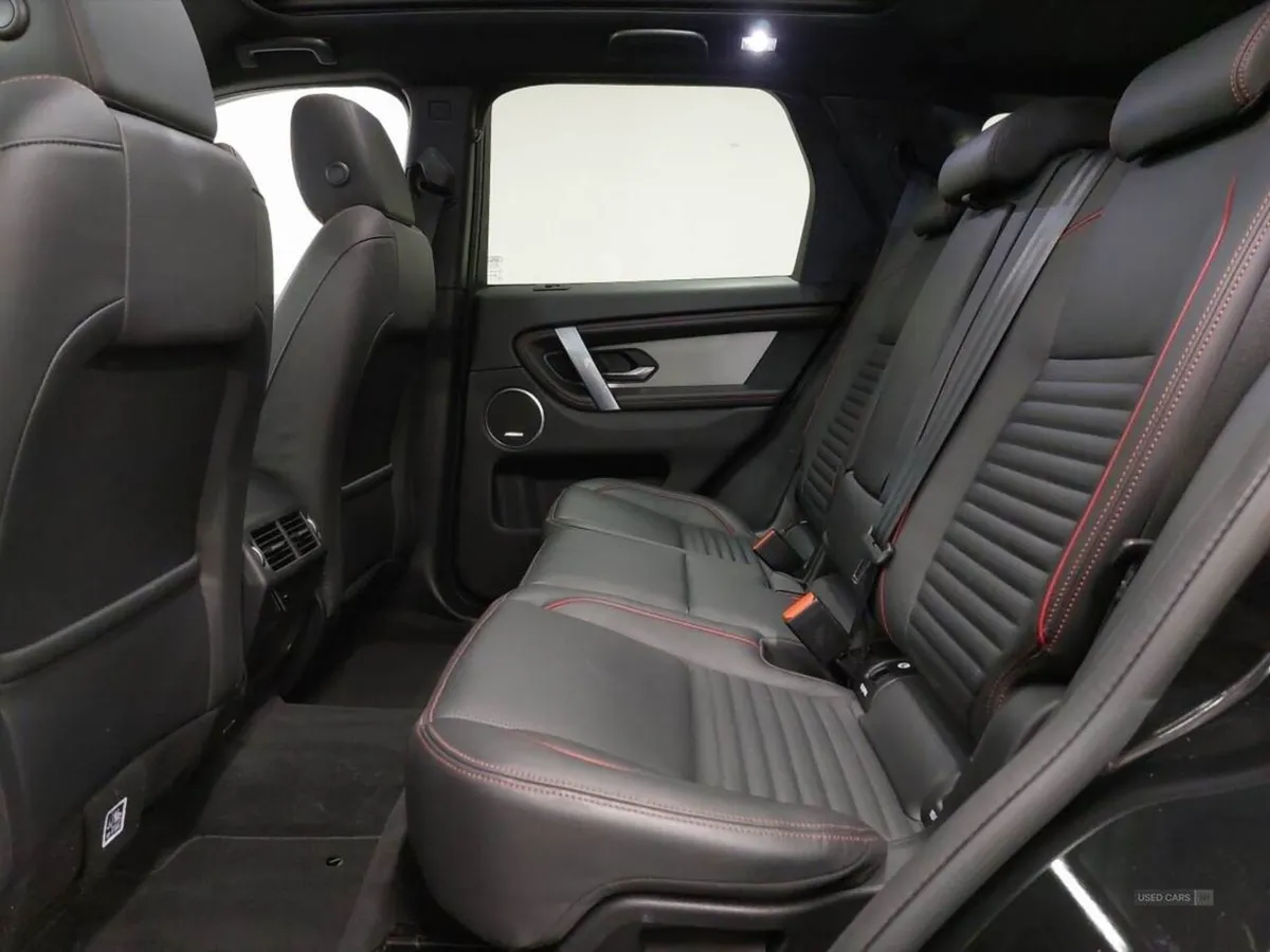 Land Rover Discovery Sport 2.0 D200 R-dynamic HSE - Image 4