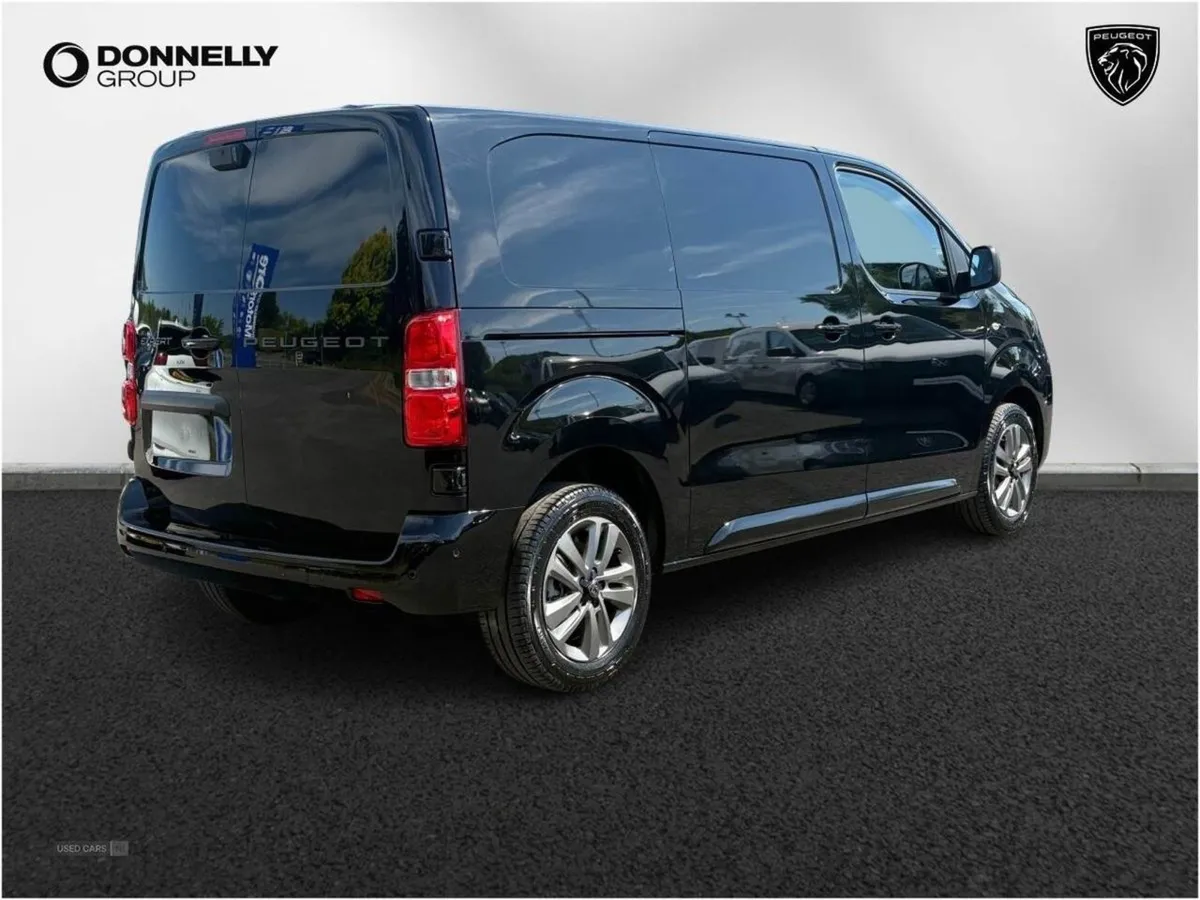 Peugeot Expert 2.0 Bluehdi 145 Professional Van - Image 3