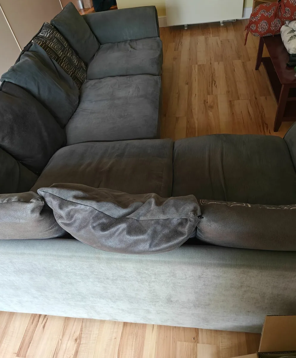 Sofa - Image 3