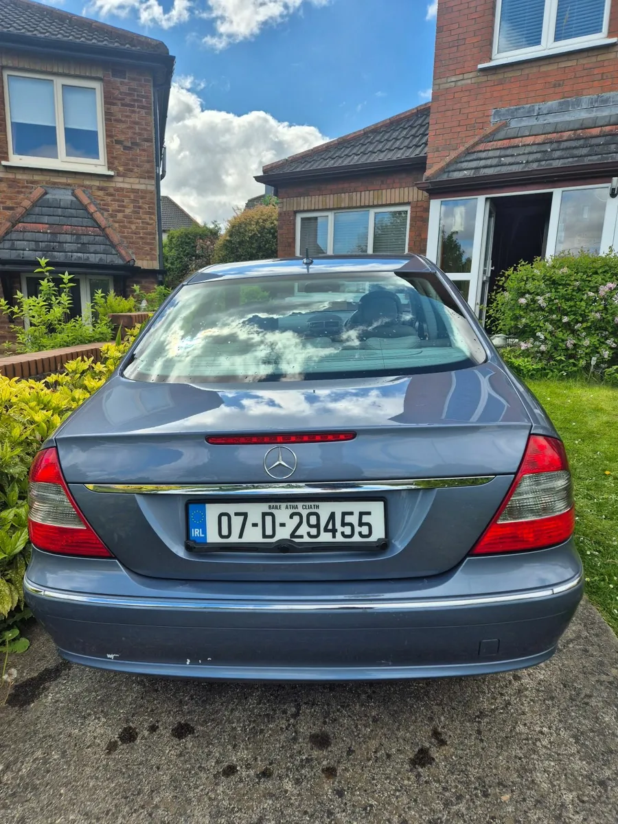 Mercedes-Benz E-Class 2007 *NCT 26* Auto - Image 2