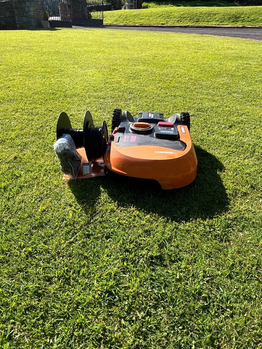 Worx Landroid Robotic Mower L2000 - Wr155e - Image 1