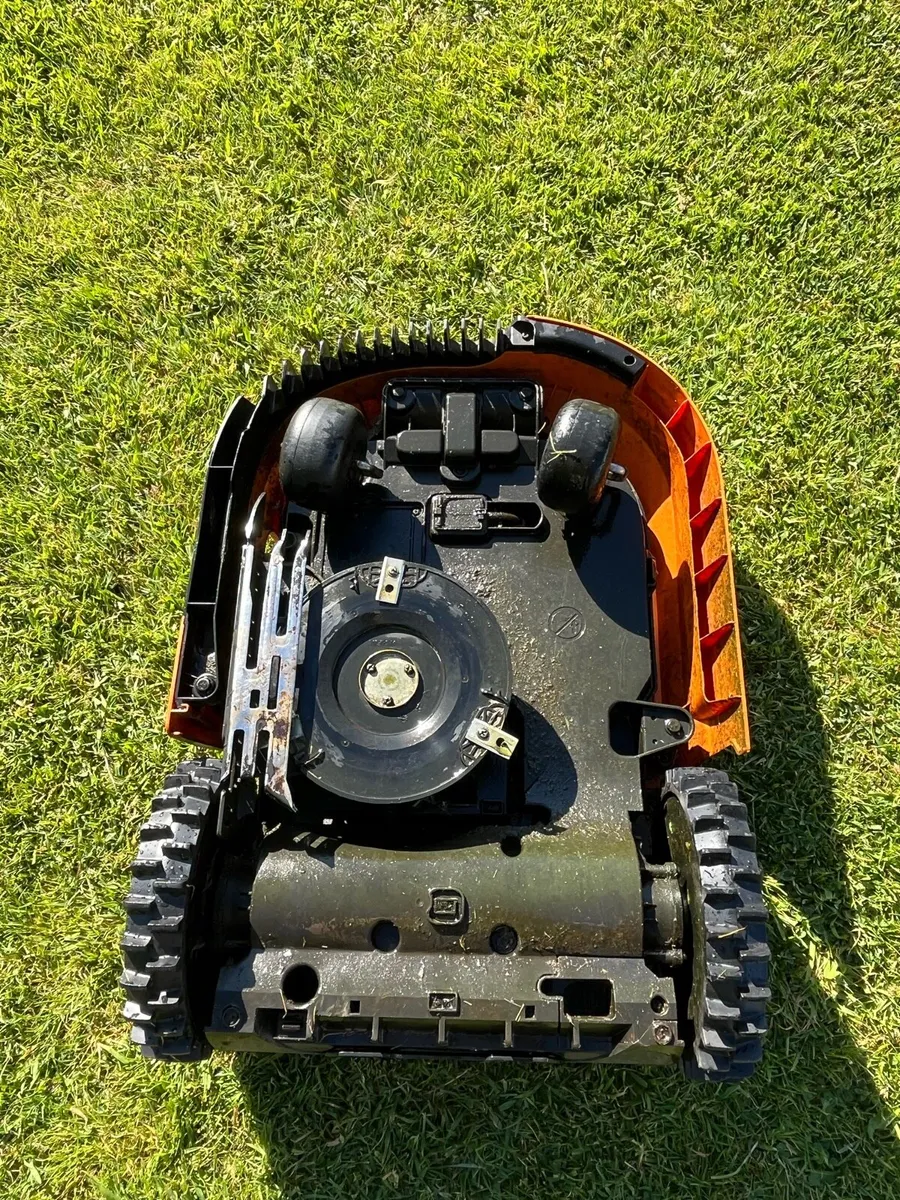 Worx Landroid Robotic Mower L2000 - Wr155e - Image 3
