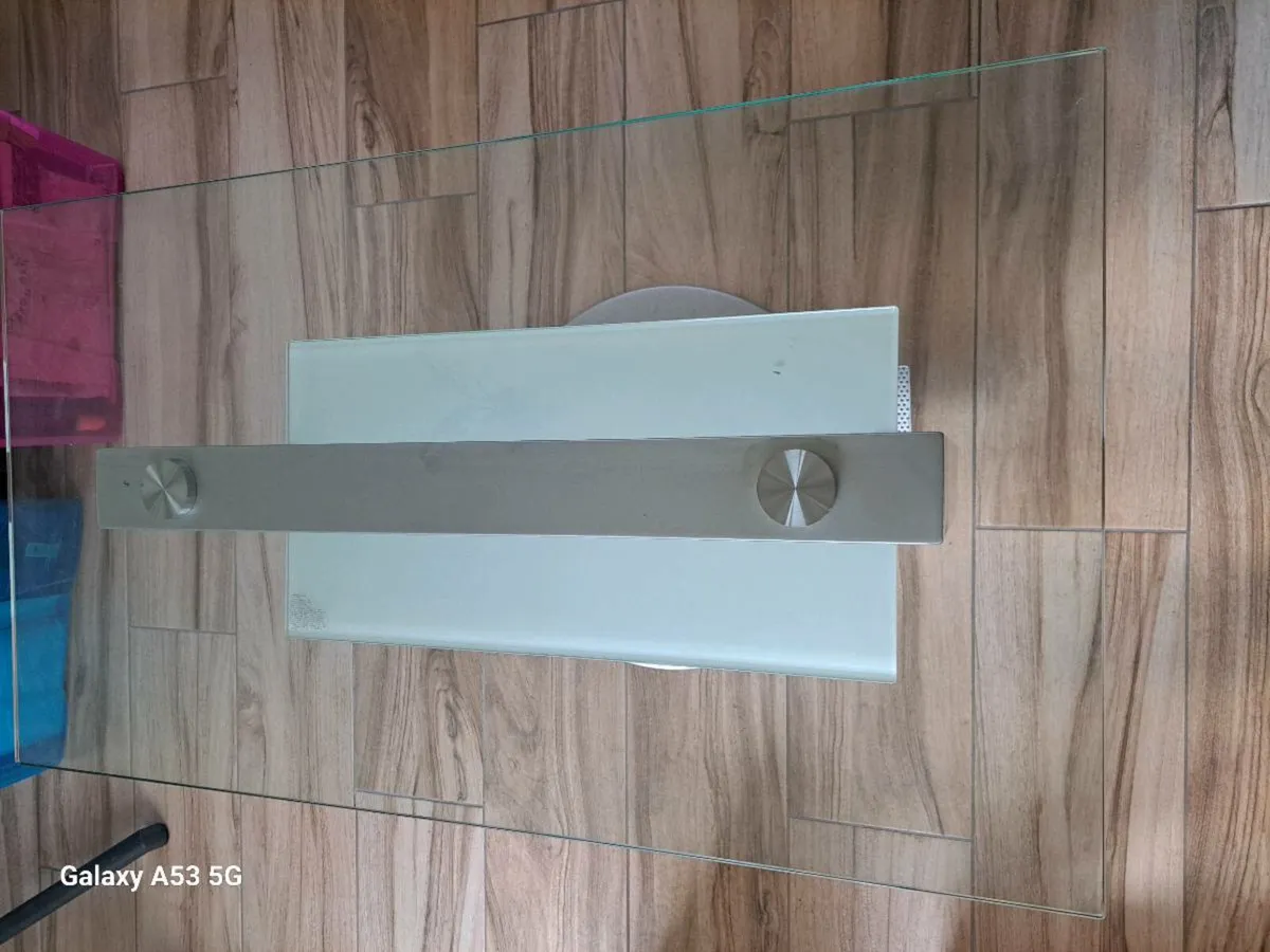 TV stand - Image 2