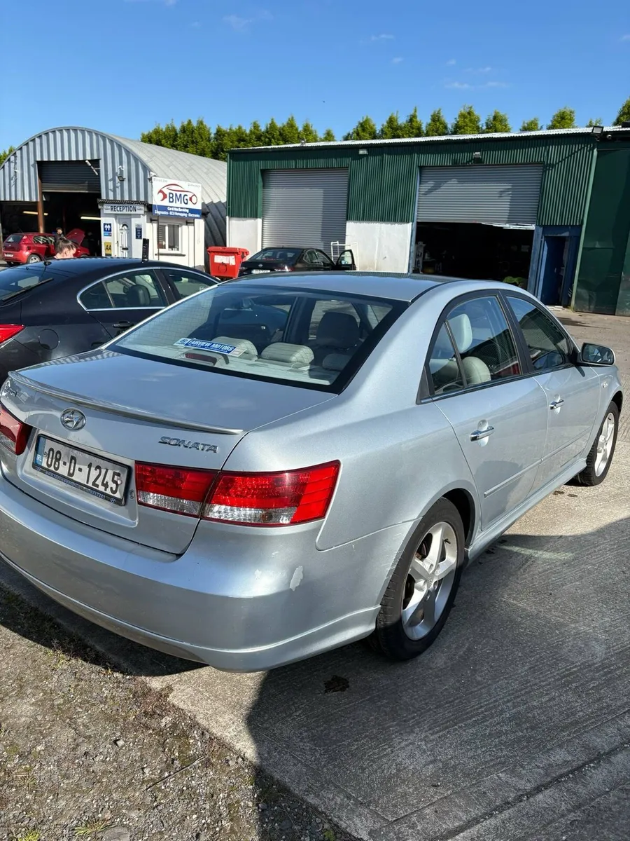 Hyundai sonata - Image 4