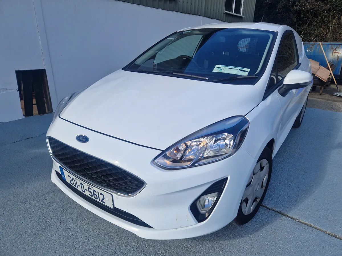 FORD FIESTA COMMERCIAL - Image 1
