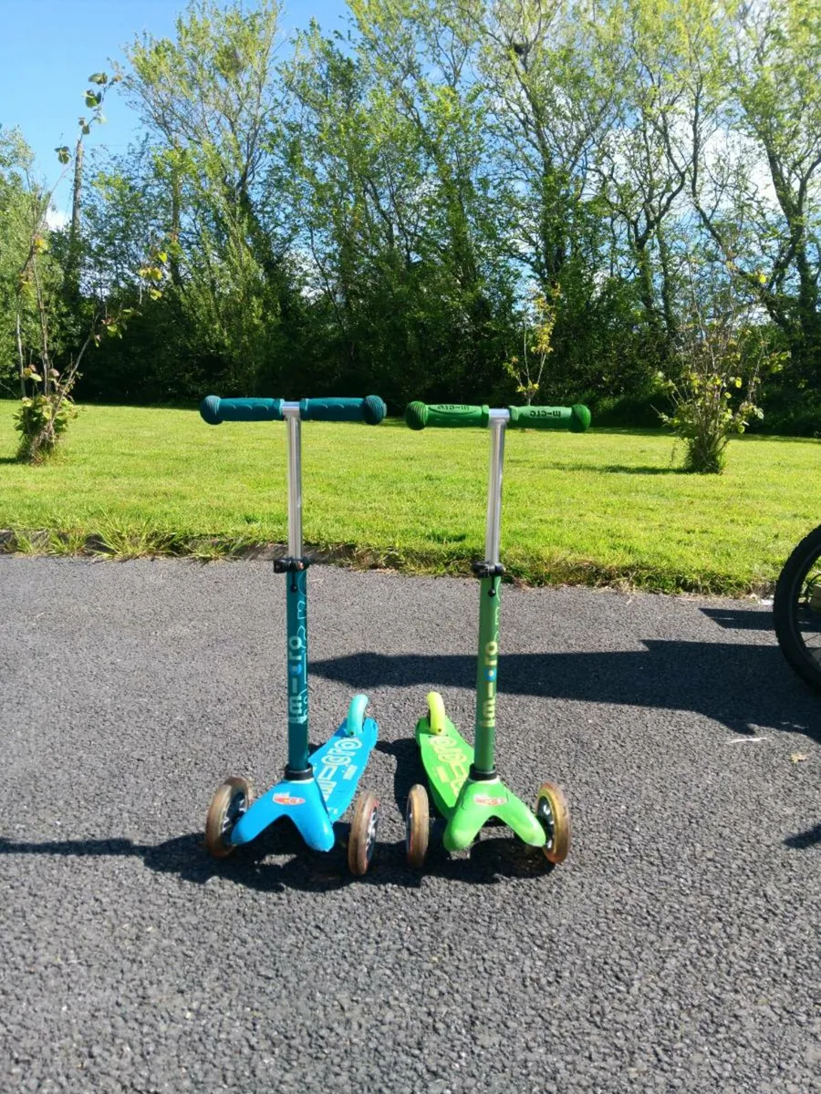 Childs scooter - Image 2