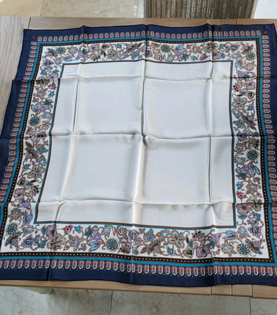 Vintage silk scarf - Image 4