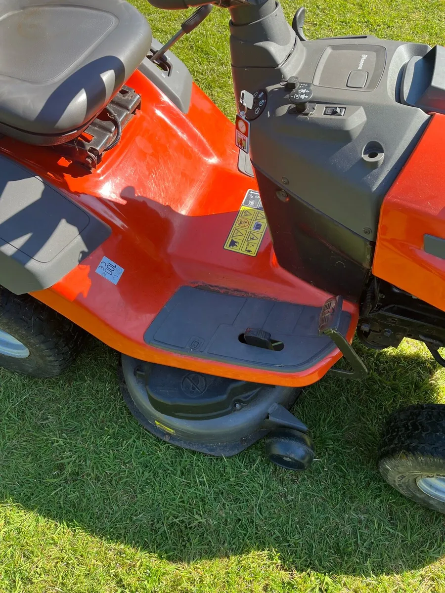 Ride on mower - Image 3