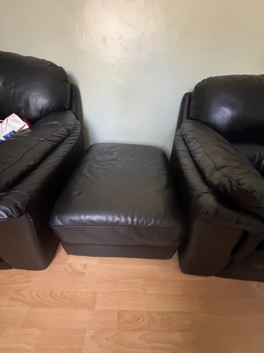 Arm Chairs & Poof - Image 2