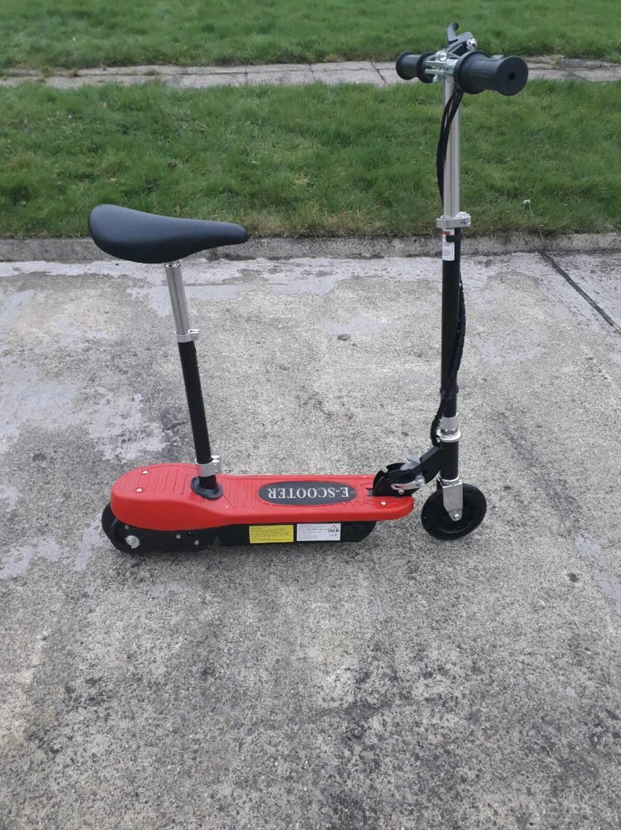Childs e scooter - Image 3