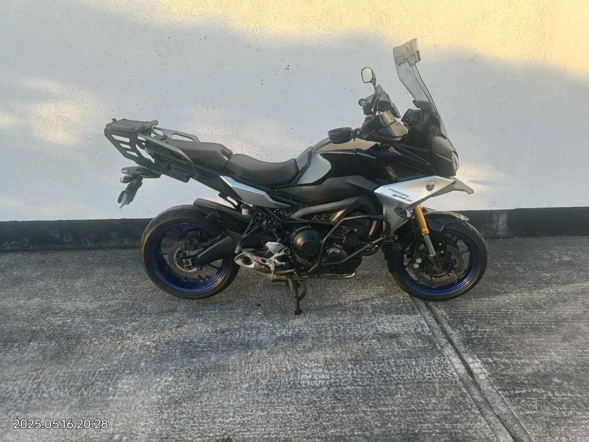 Motorbike - Image 3