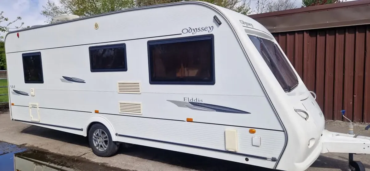 Elddis Odyssey Fixed Bed Caravan - Image 3