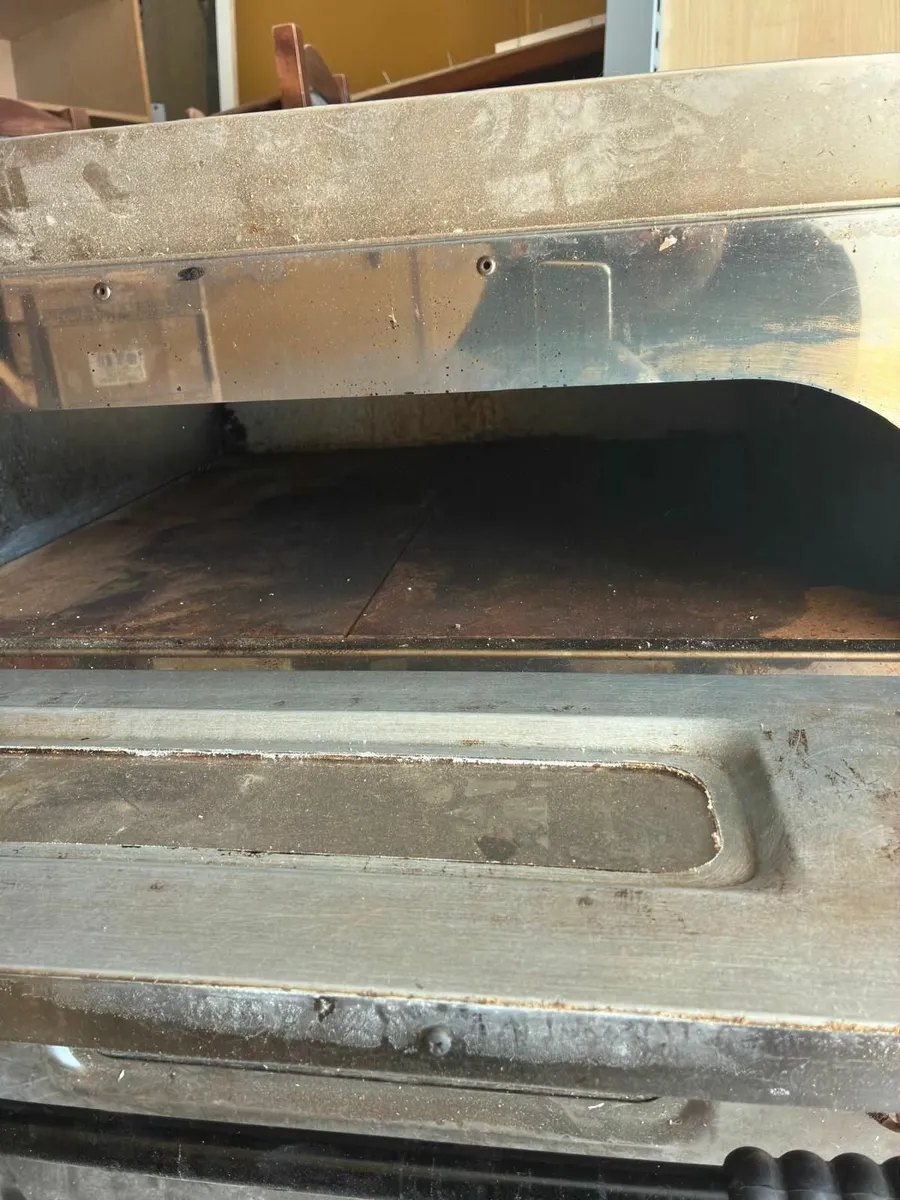 Pizza Oven - Image 3