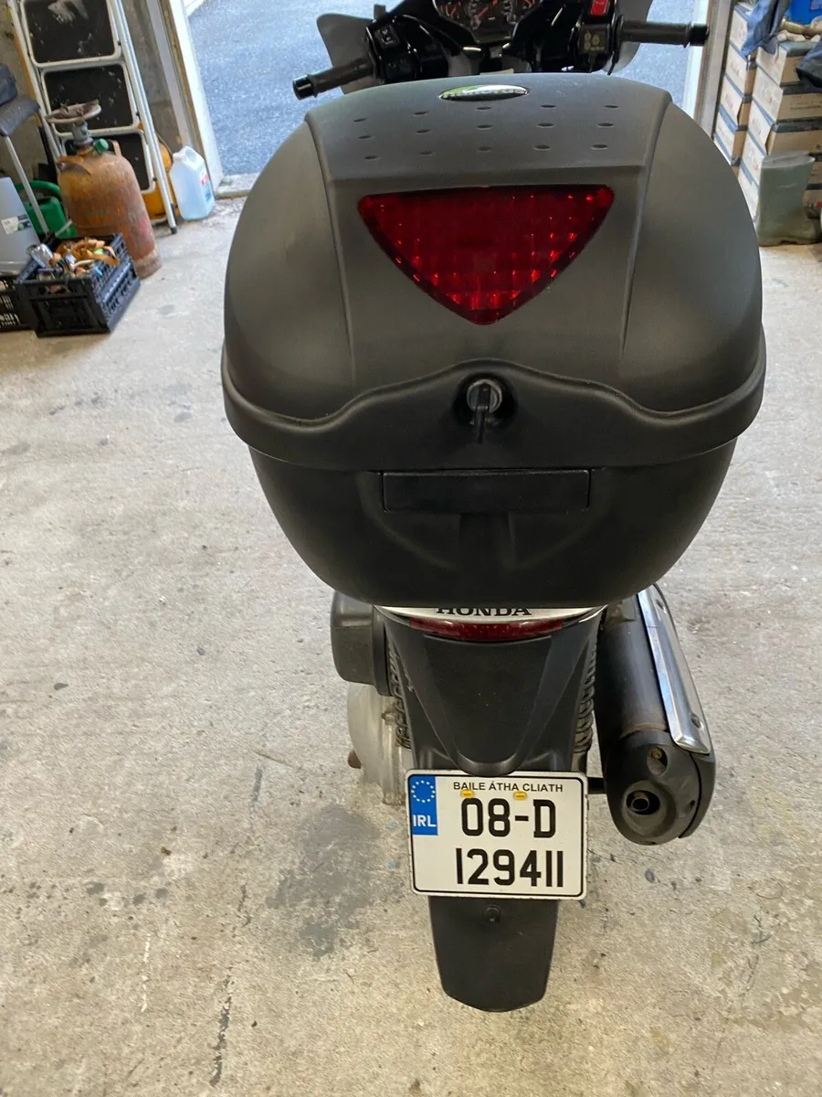 Scooter - Image 4