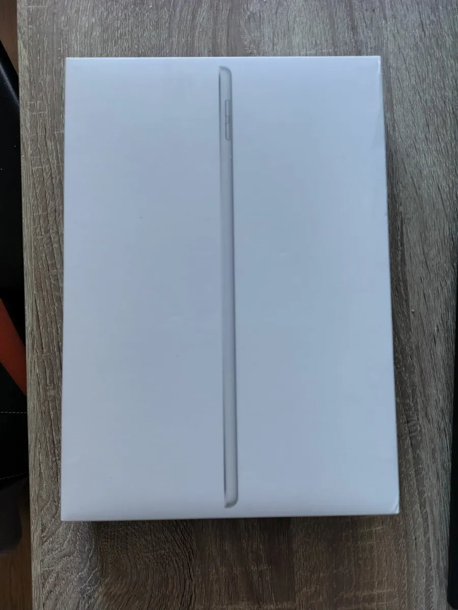 Brand new iPad 64g 9th gen - Image 1