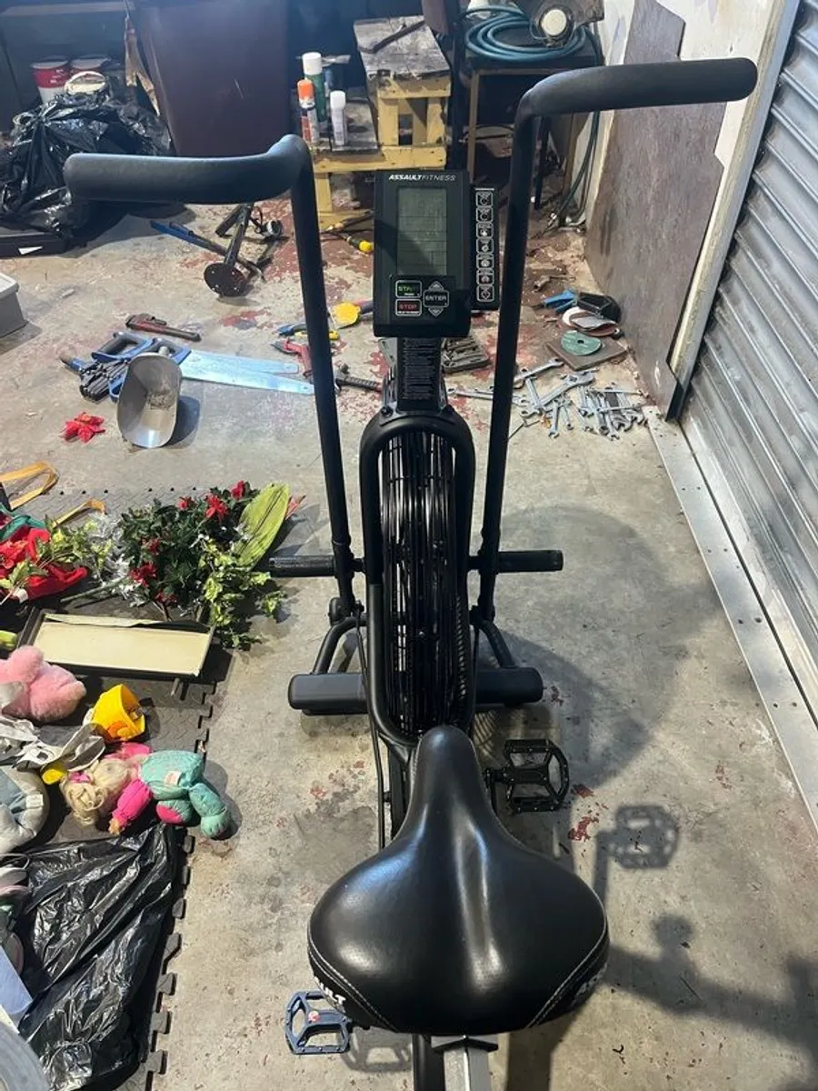 assault air bike - Image 2