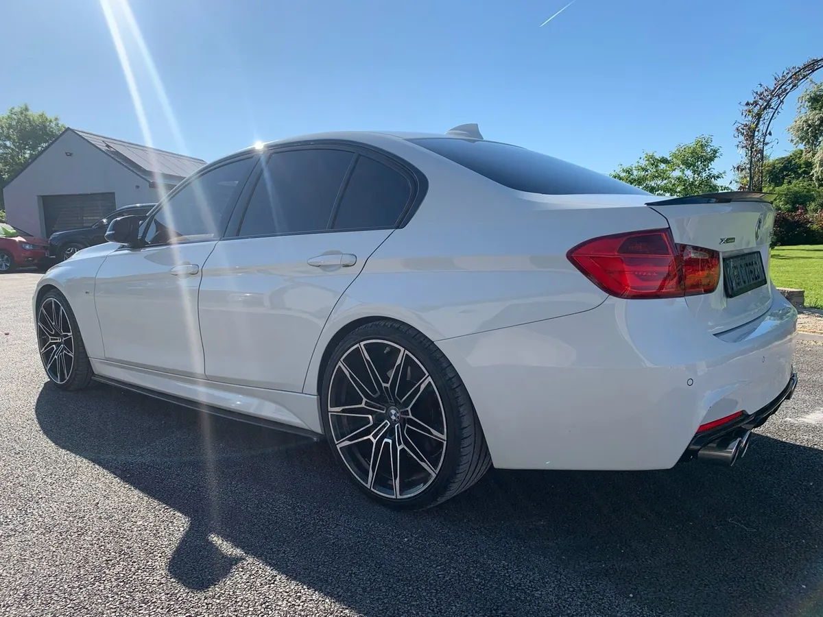 BMW 330d m sport Xdrive - Image 4