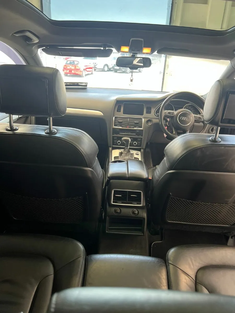 Audi Q7 2012 - Image 4