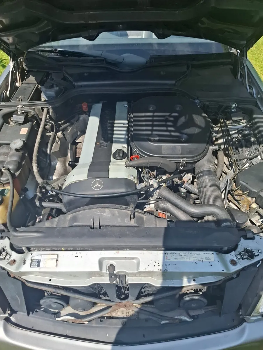Mercedes sL300 - Image 4