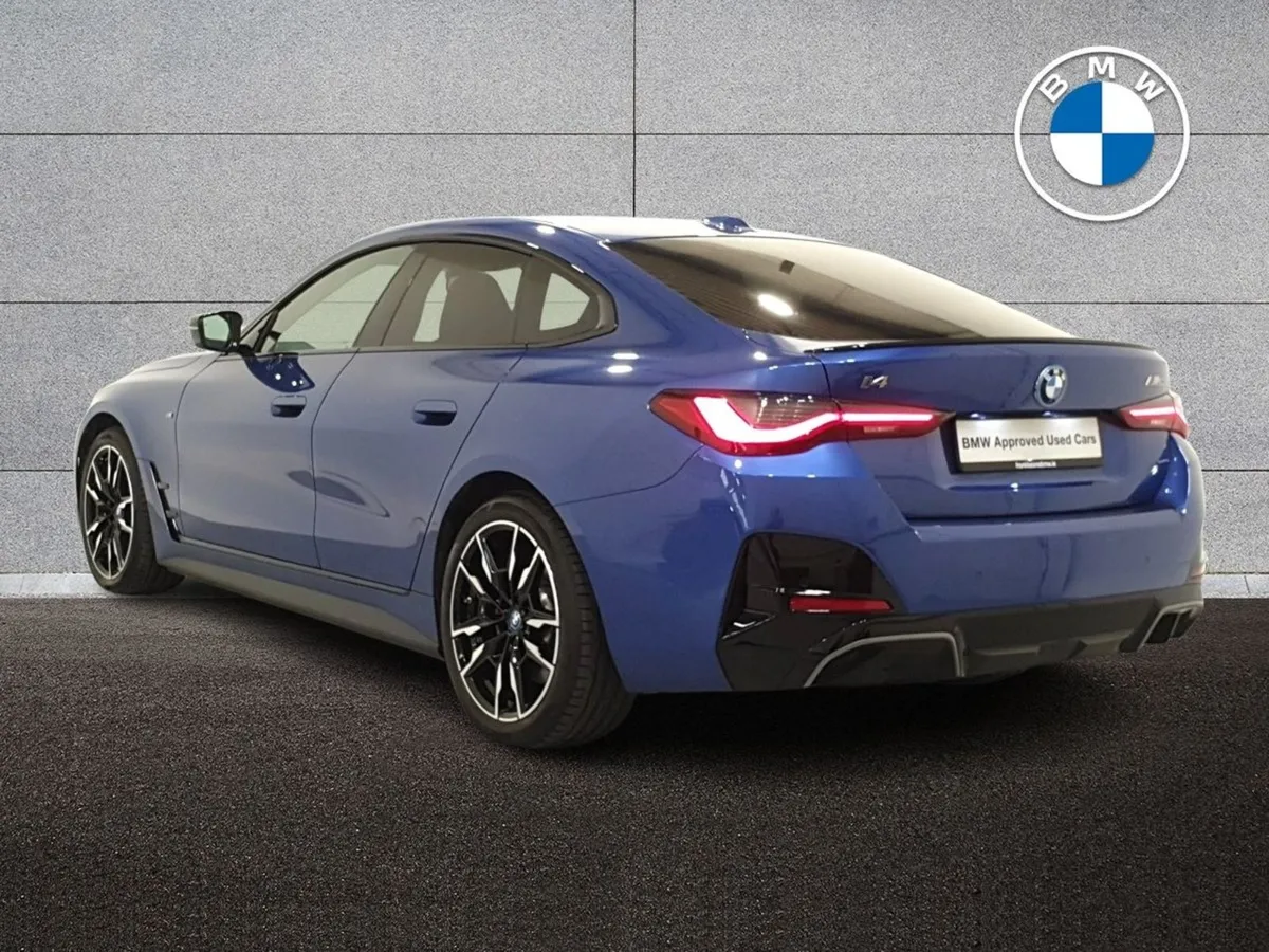 BMW i4 Edrive35 Sport - Image 3