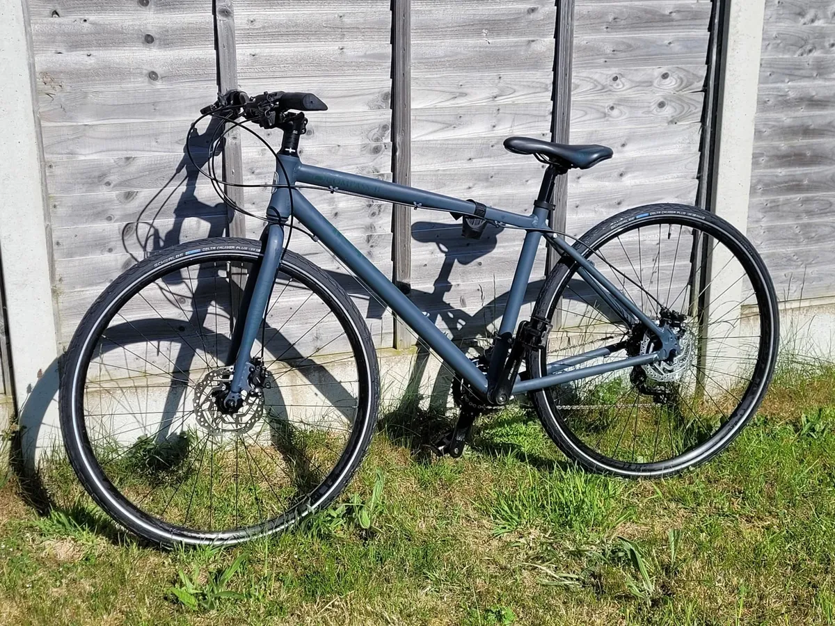 Martello Hybrid Bike and Lock - Image 3