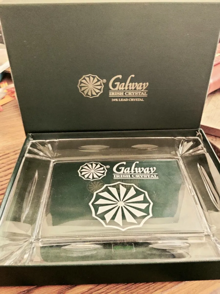 GALWAY CRYSTAL, Heavy New 5x7 Photo Frame ! - Image 1