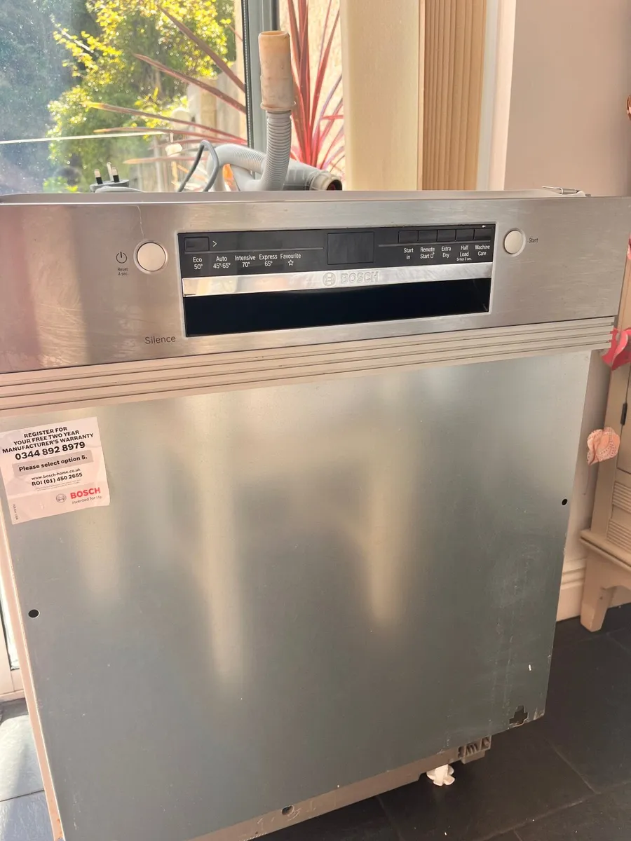 Dishwasher - Image 2