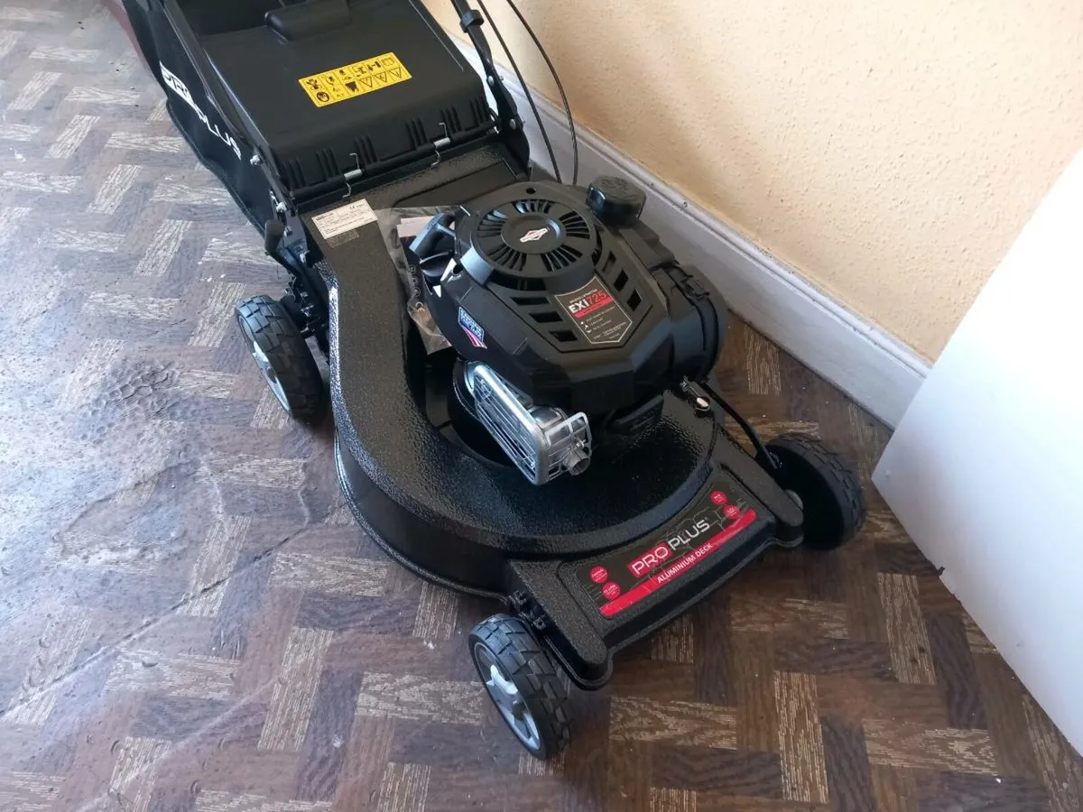 Brand new mower Sp 22" aluminium not used 6HP - Image 4