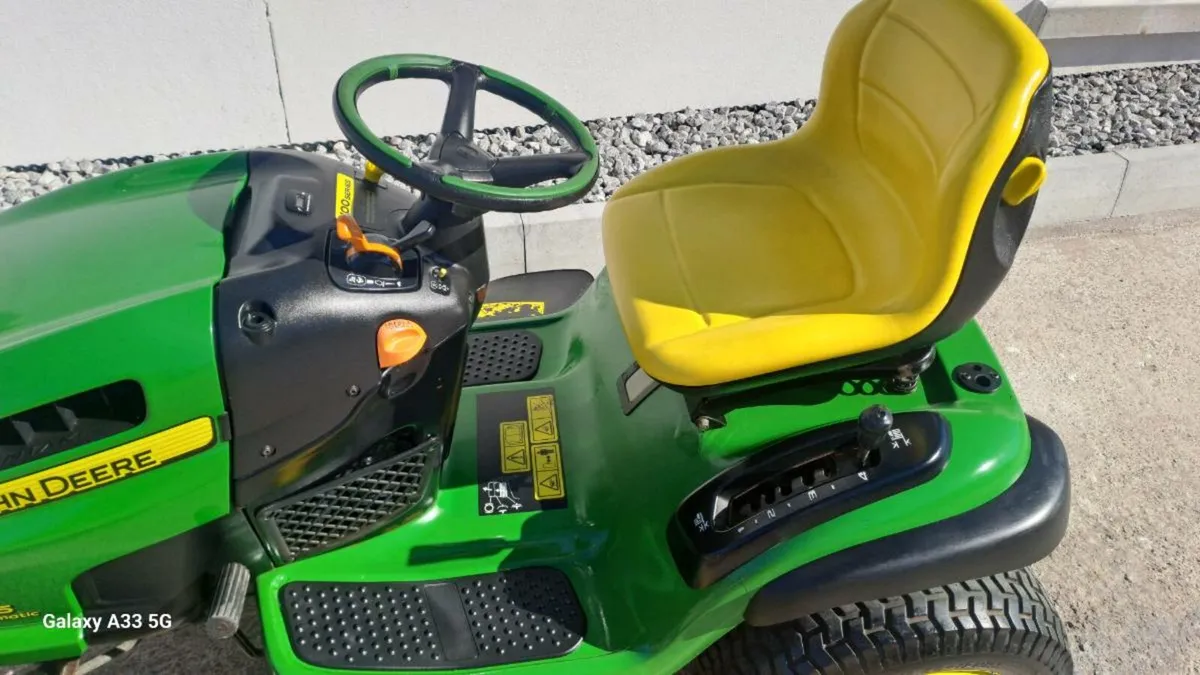 John Deere 145 ride on. - Image 3