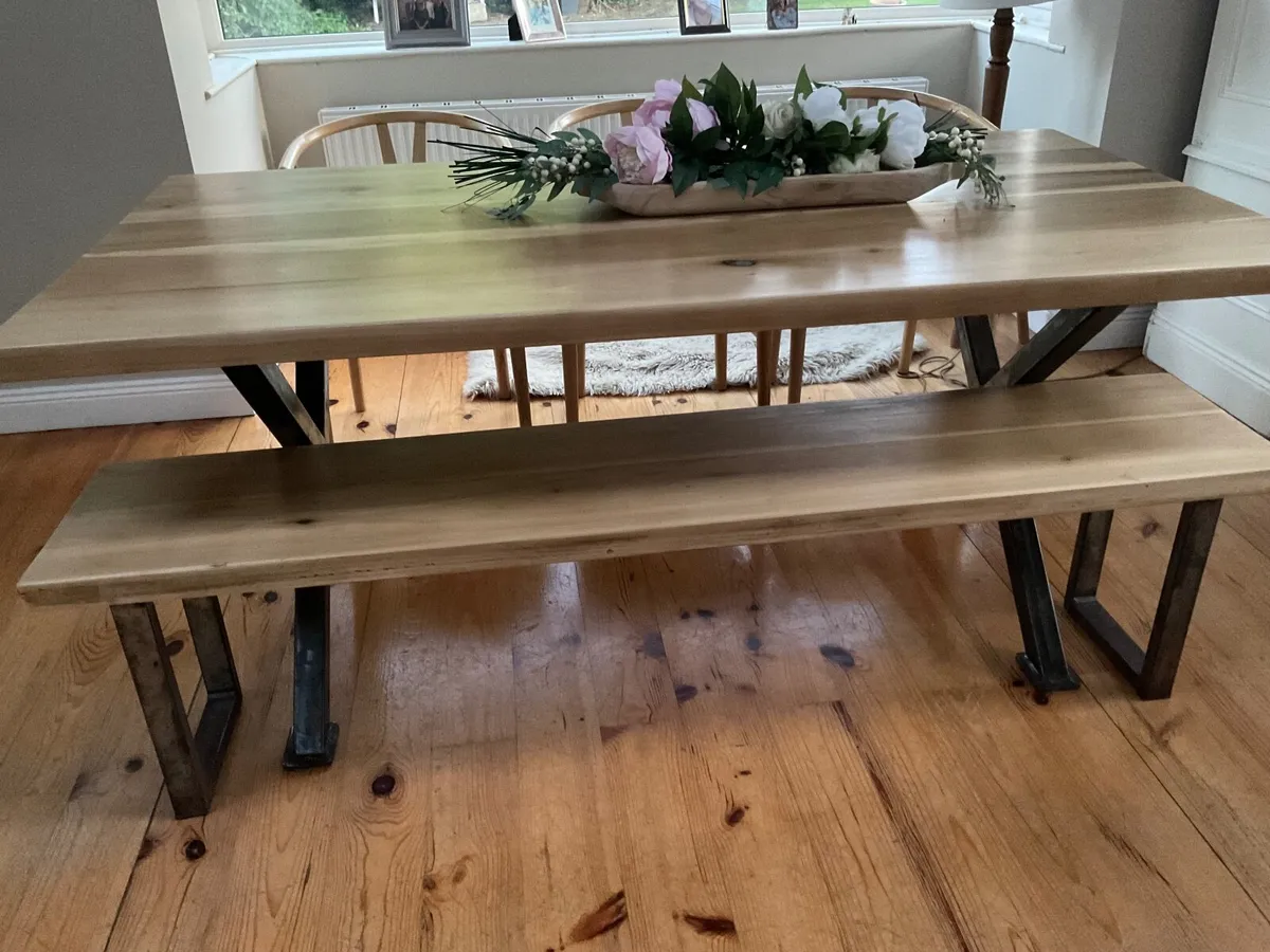 Kitchen/dining table &bench in poplar timber - Image 1