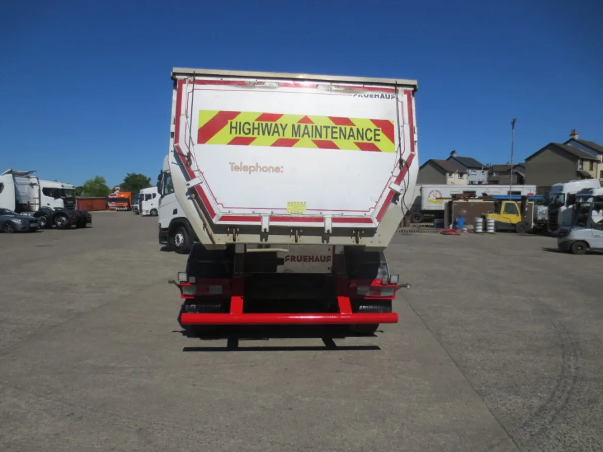 2017 Fruehauf Alloy Half Pipe TippingTrailer - Image 4