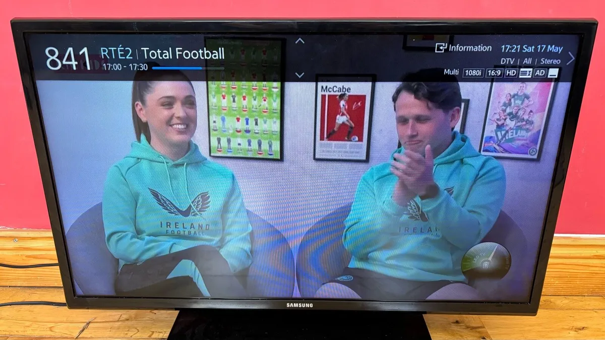32” Samsung Smart TV with Chromecast - Image 3