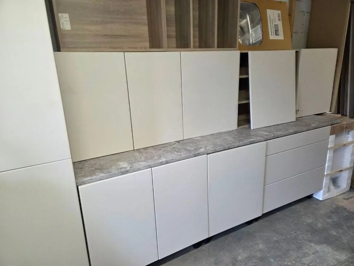 New kitchen for sale( Cashmire slab doors) - Image 2