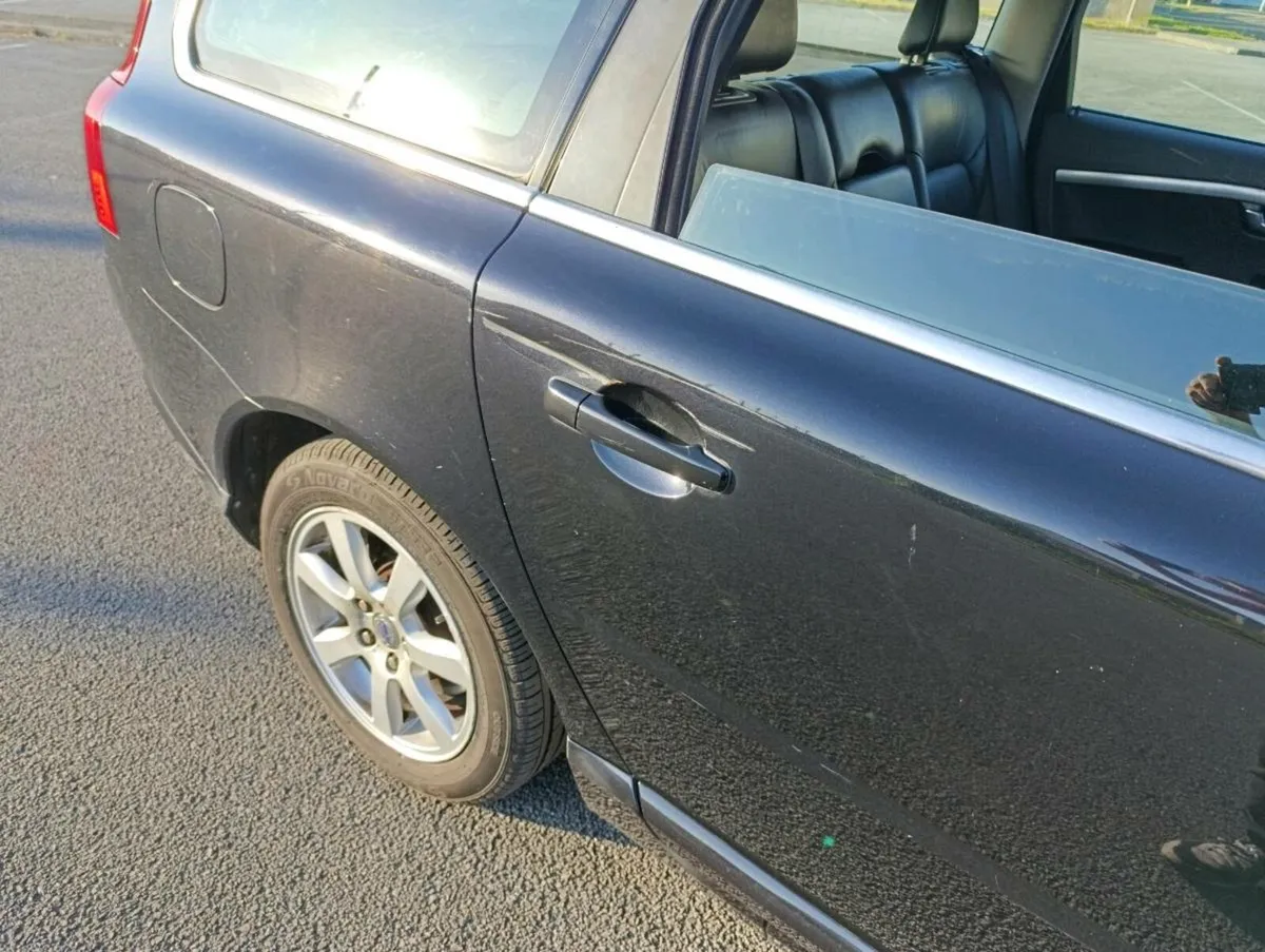 Volvo V70 1.6D test and tax. - Image 3