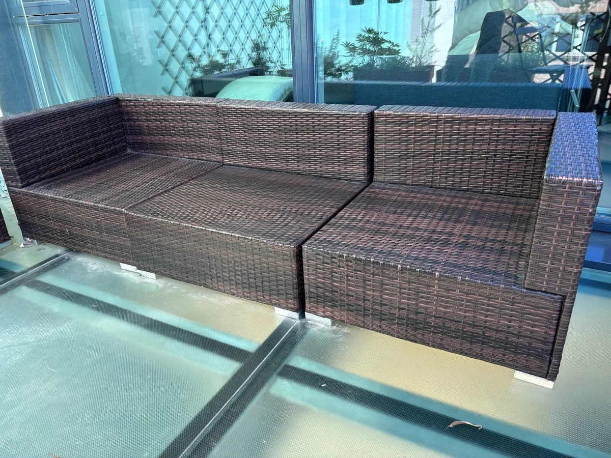 Garden lounger - Image 1