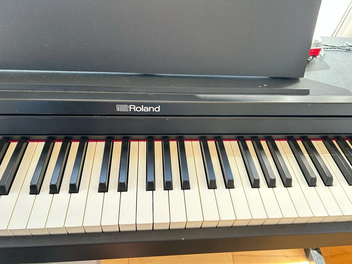 Roland digital piano- as new - Image 1