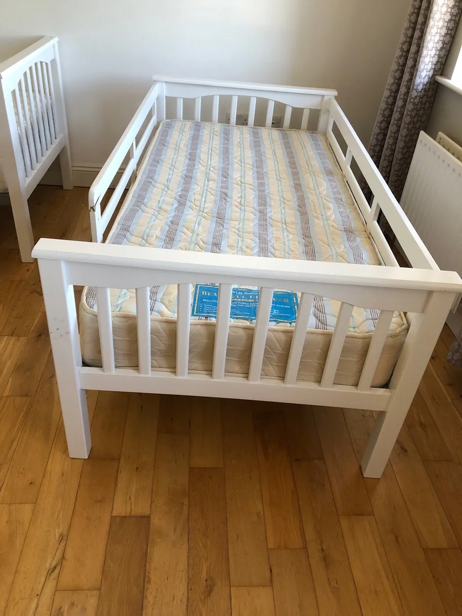 Beds - Image 2