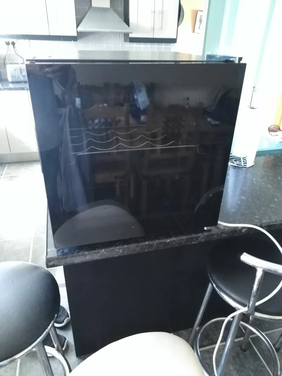 Drinks cooler glass door - Image 2