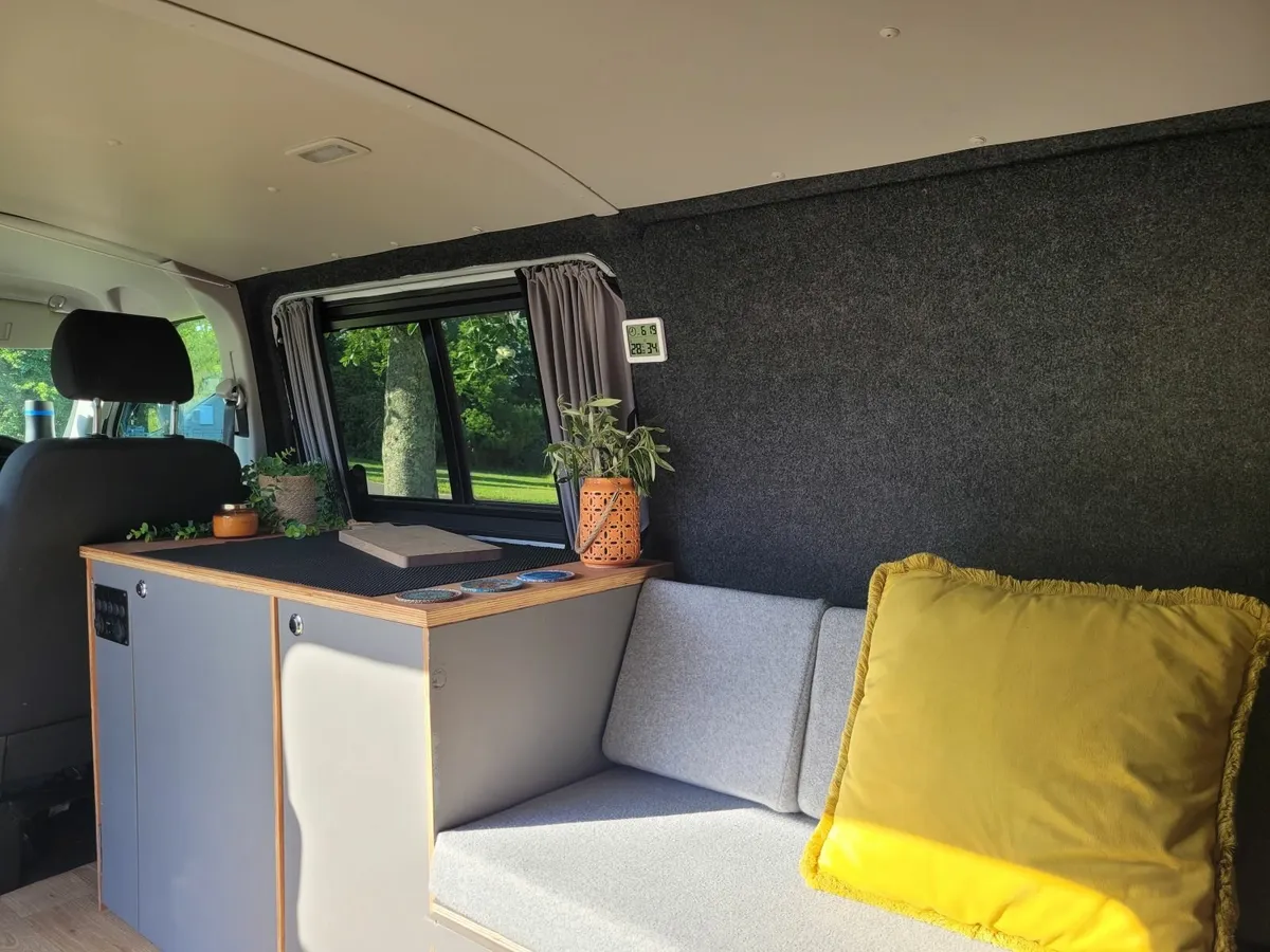 VW Transporter T6 - Image 3