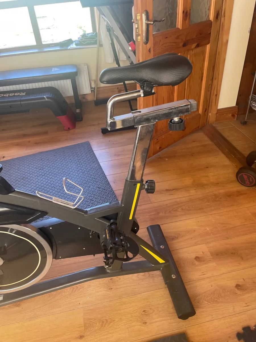 INDOOR CYCLE EVO S2000 - Image 2