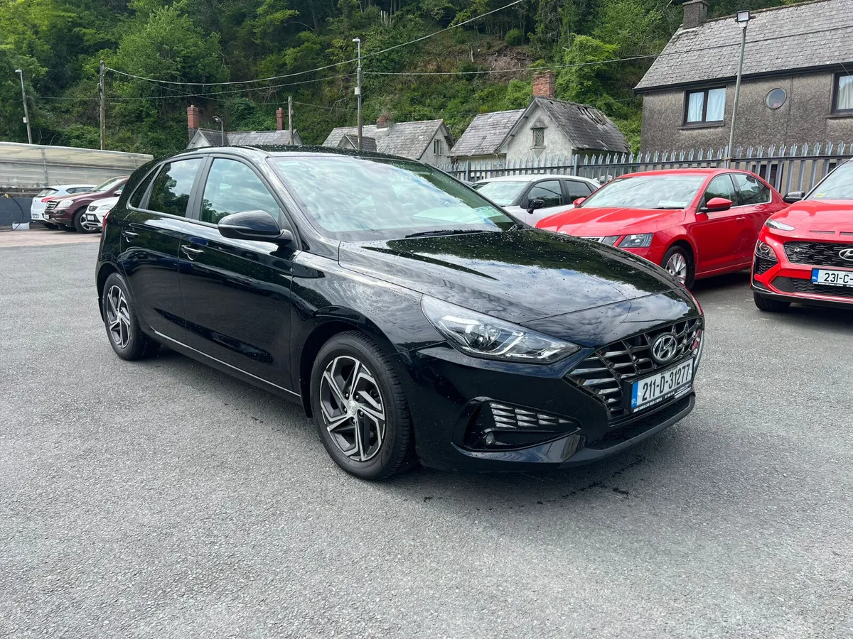 Hyundai i30 2021 Petrol Deluxe Turbo 1.0 - Image 2