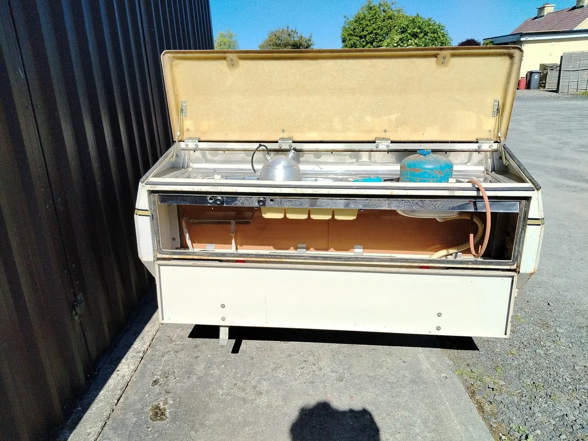 Camping trailer - Image 3