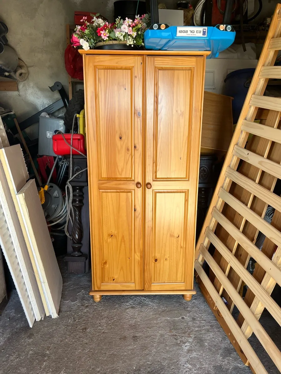 Bedroom furniture - Image 3