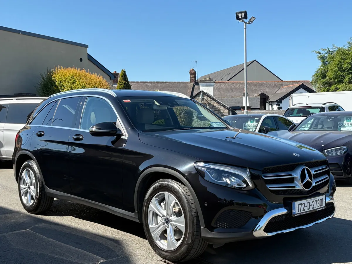 171 Mercedes-Benz GLC220D SPORT - Image 3
