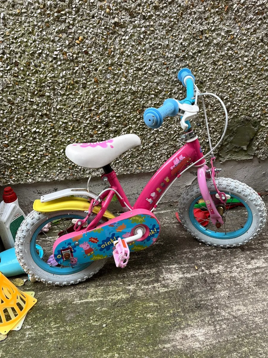 Two kids bikes free to take away - Image 2
