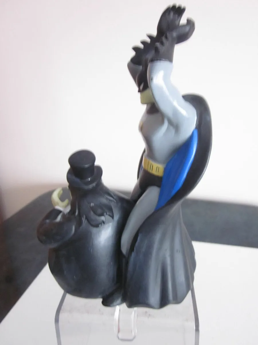 Batman Penguin Plastic Figurine DC Comics 1995 - Image 3