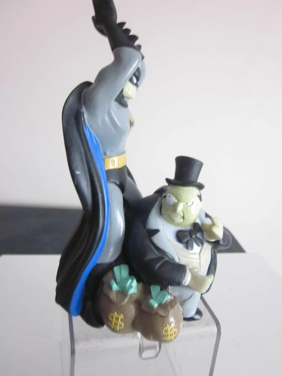 Batman Penguin Plastic Figurine DC Comics 1995 - Image 4