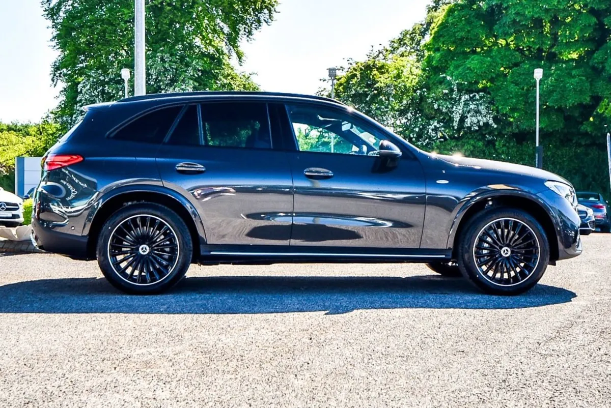 Mercedes-Benz GLC-Class 300de AMG 4matic Night Pa - Image 3
