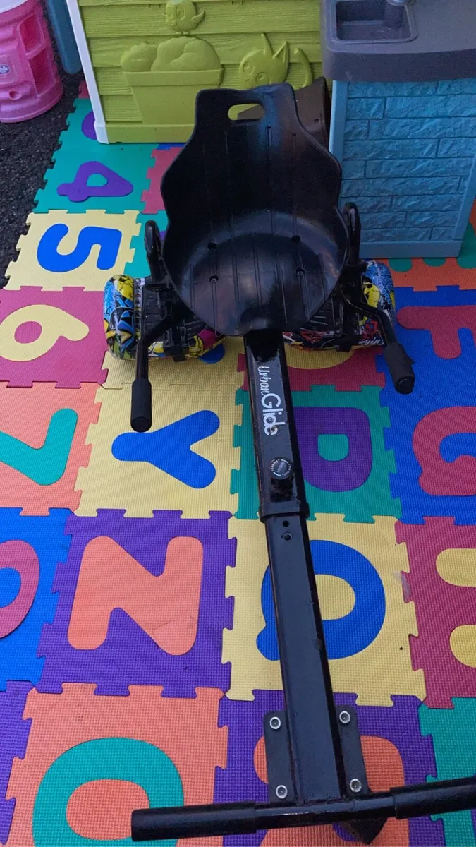 Hoverboard and seat - Image 2